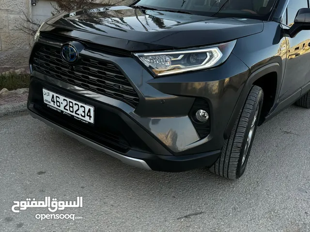 Used Toyota RAV 4 in Zarqa
