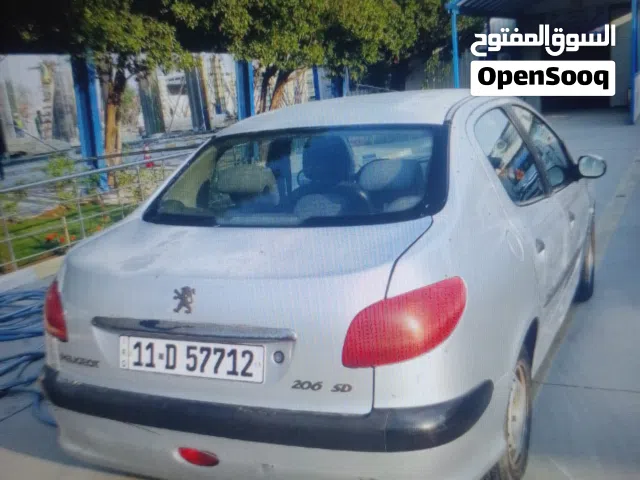 2009 بيجو 206 Base