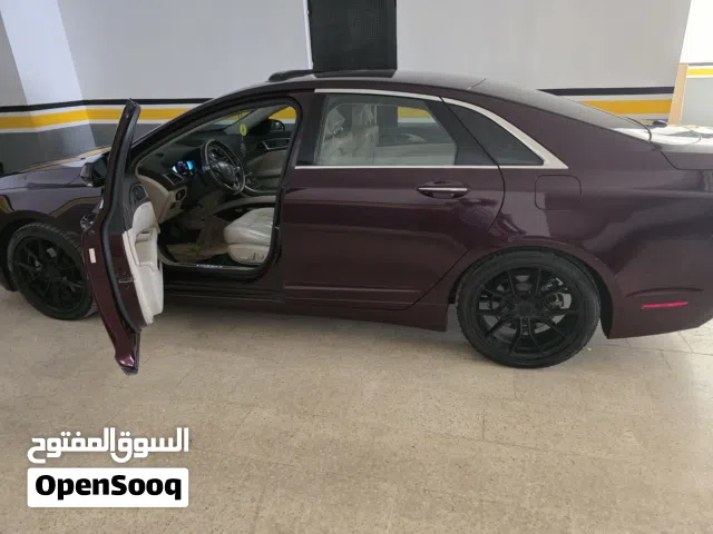 2017 لينكولن MKZ Premiere