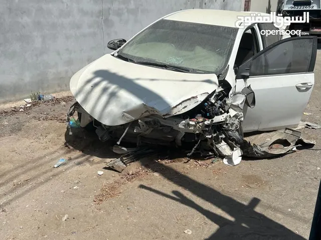 كرولا بالحادث