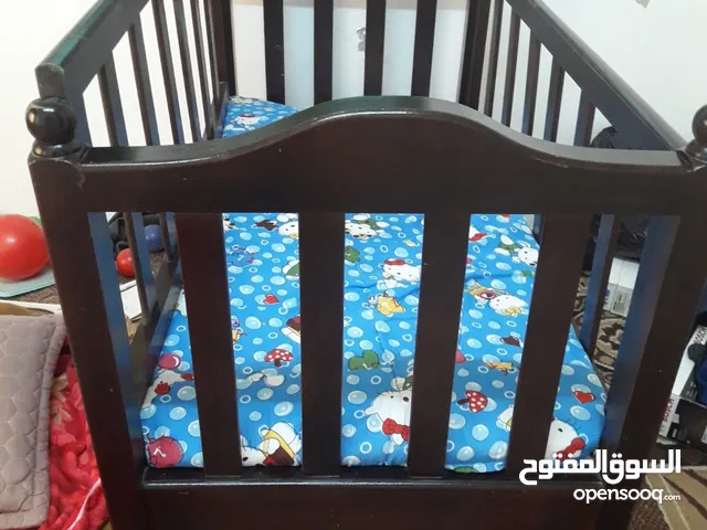 تخت بيبي خشب زان
