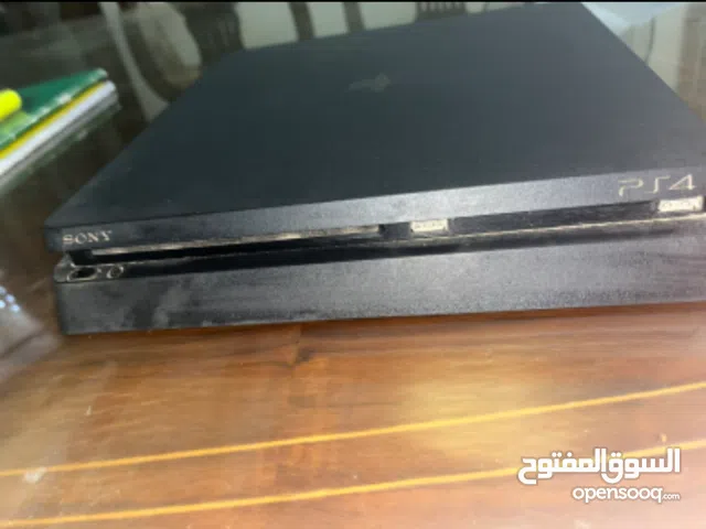 بلاي ستيشن 4 سليم للبيع