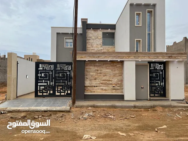 250 m2 4 Bedrooms Townhouse for Sale in Tripoli Abu Saleem
