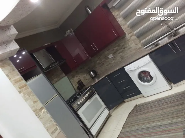 116 m2 4 Bedrooms Apartments for Sale in Amman Jabal Al Naser
