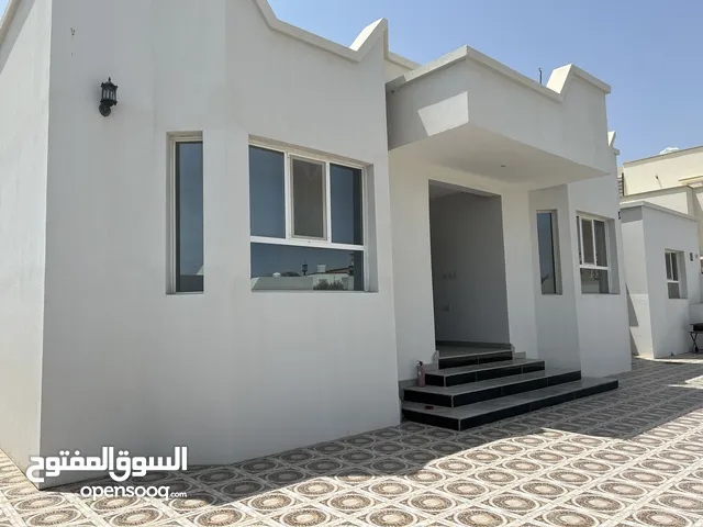 245 m2 4 Bedrooms Townhouse for Rent in Muscat Amerat