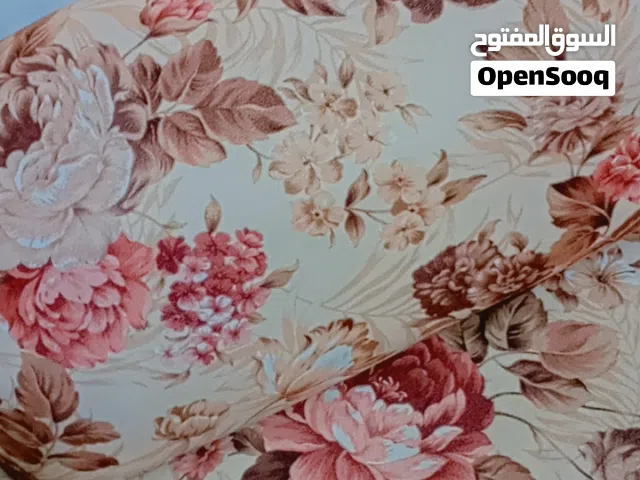 طقم كنب 9 مقاعد بحالة جيدة