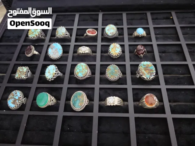 19 خواتم فضة 925 و950 – فيروز نيشابور، عقيق يمني، موزينايت روسي