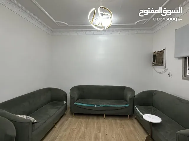 ياخذون اثاث قديم بالرياض كنب مطابخ غرف نوم مكيفات خربانه ثلاجات مستخدمه جلسات ارضيه شاشات افران غسال
