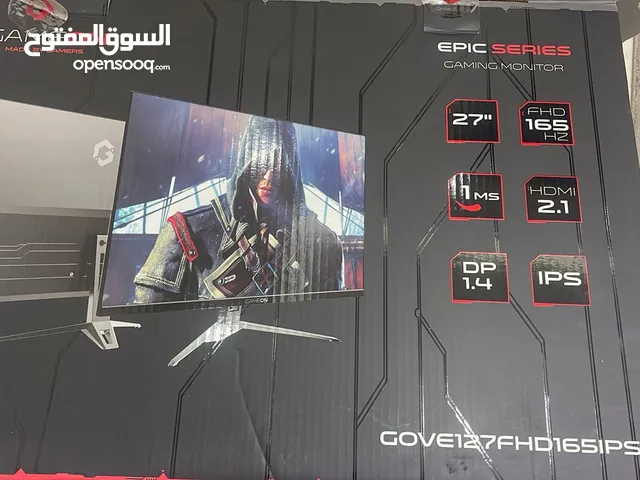 شاشة قيمنق بدون كيبل الكهربا الخاص فيها يجي معاها استاند و واير اتش دي