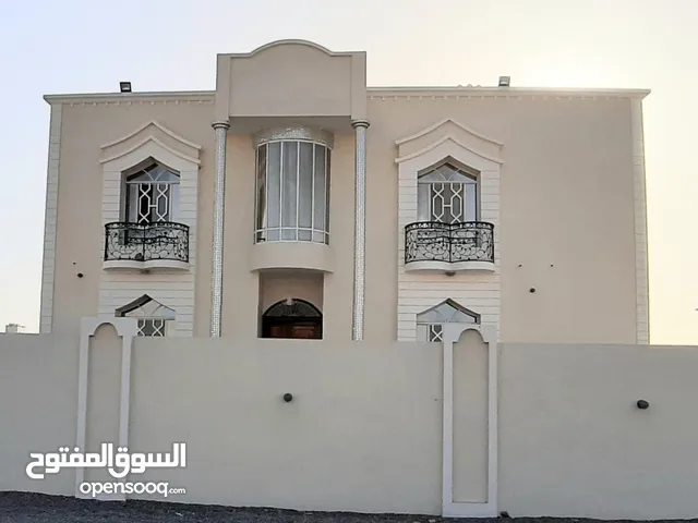 330 m2 5 Bedrooms Villa for Sale in Al Batinah Nakhl