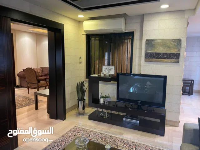 235 m2 3 Bedrooms Apartments for Sale in Baabda Haret Hreik