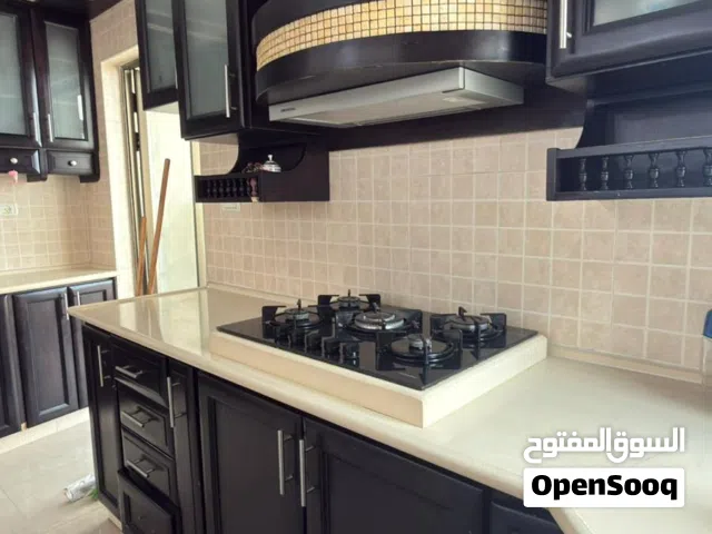 160 m2 3 Bedrooms Apartments for Sale in Ramallah and Al-Bireh Ein Musbah