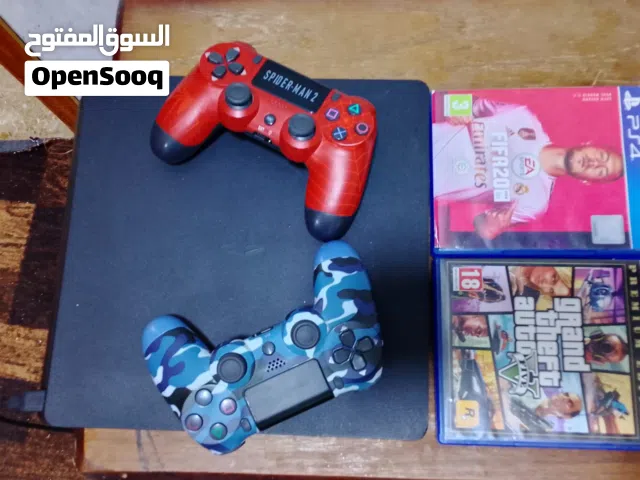 بلاي ستيشن 4 سليم نظيف جدا مالك اول الجهاز مش مفتوح ابدا جهاز ما في ولا ضربه بيجي معاه سيديات وادين2