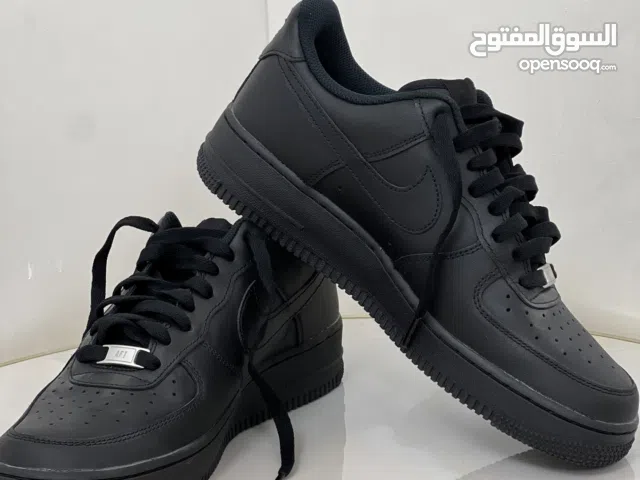 Men’s Air Force black