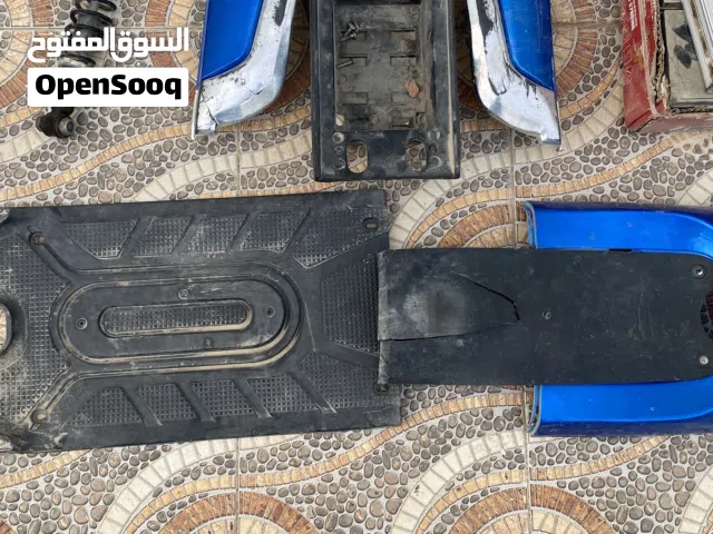 بيع قطع غيار سكوتر مع الهيكل