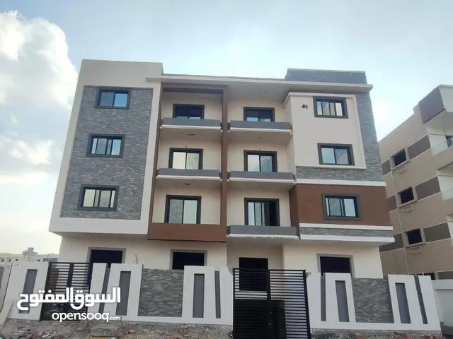 183m2 4 Bedrooms Apartments for Sale in Cairo Fifth Settlement
