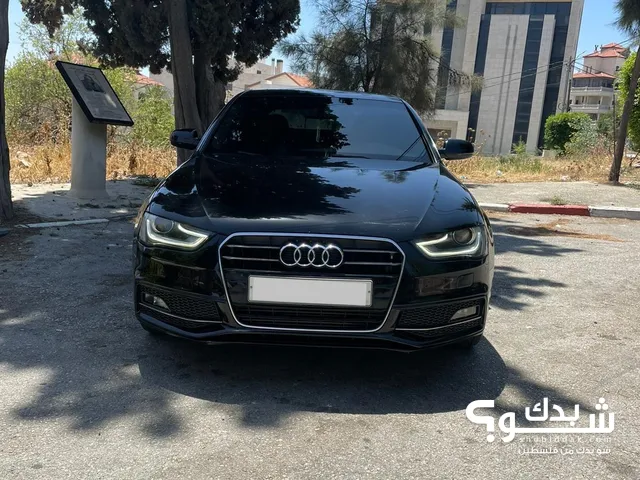 Audi A4 S line فلللللللللللل مع فتحه