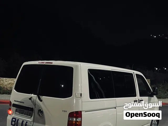 Used Volkswagen Caravelle in Ramallah and Al-Bireh