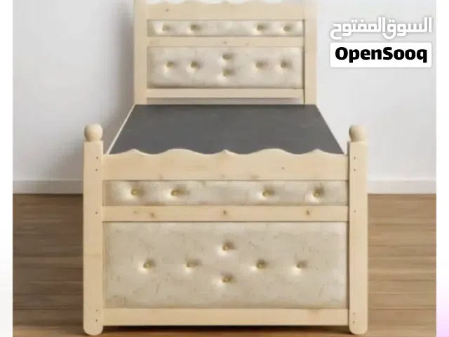 سرير.  خشب  عراقي