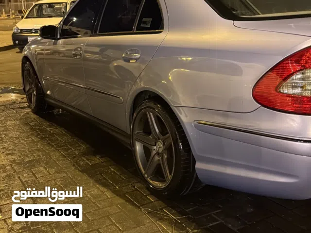 Used Mercedes Benz E-Class in Central Governorate