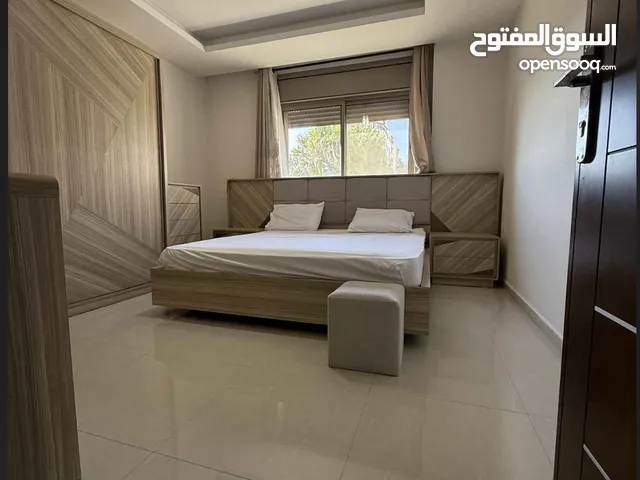 90 m2 1 Bedroom Apartments for Rent in Ramallah and Al-Bireh Downtown