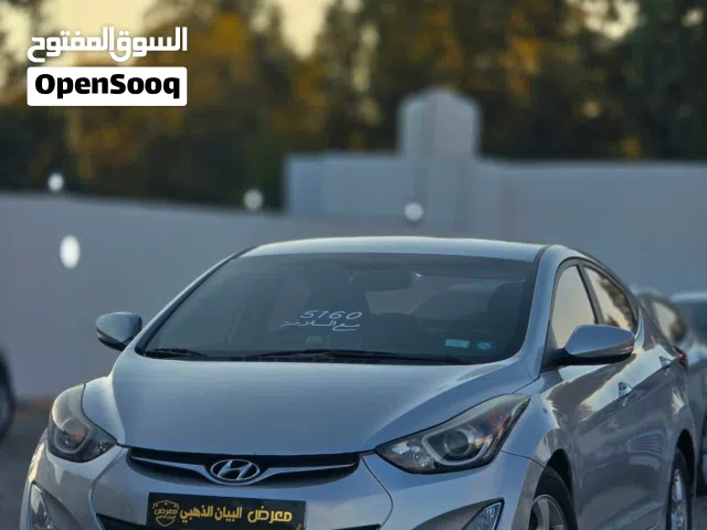 2014 هيونداي افانتي Standard