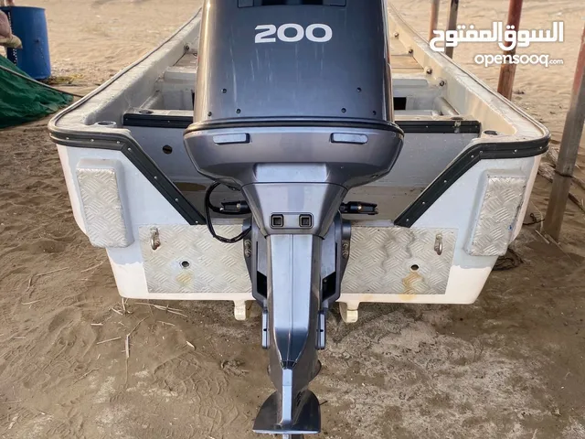 للبيع 25 مع مكينة 200