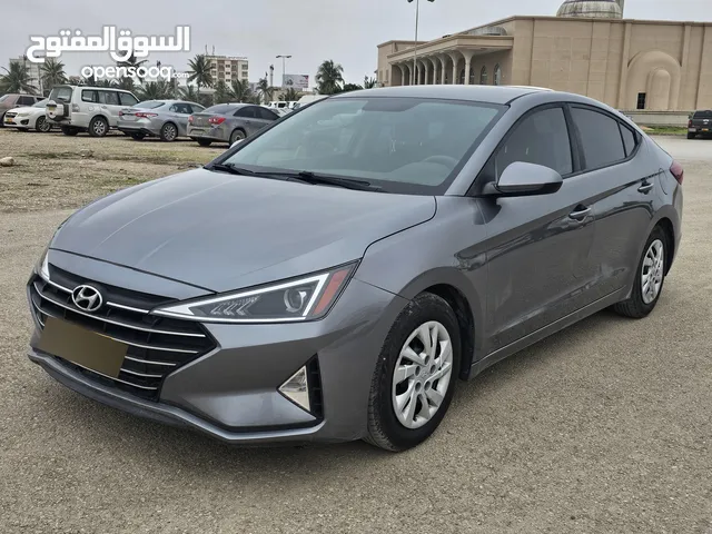 Used Hyundai Elantra in Dhofar