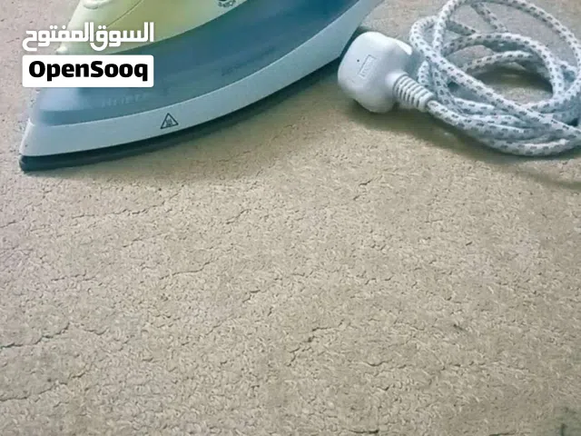 مكواة للبيع  مستعملة
