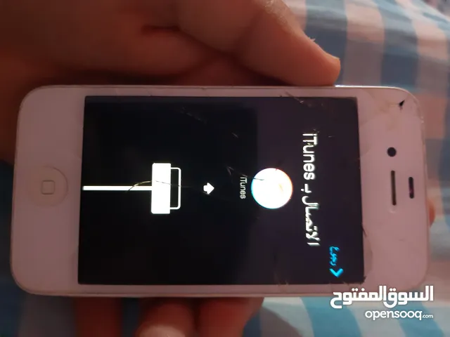 Apple iPhone 4S 16 GB in Basra