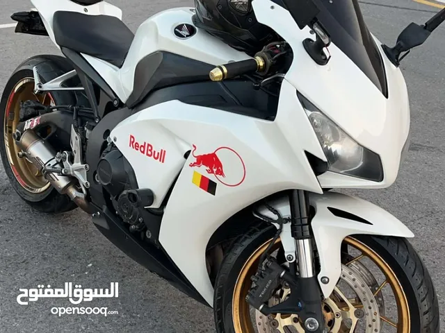 Honda CBR1000RR 2014 in Al Batinah