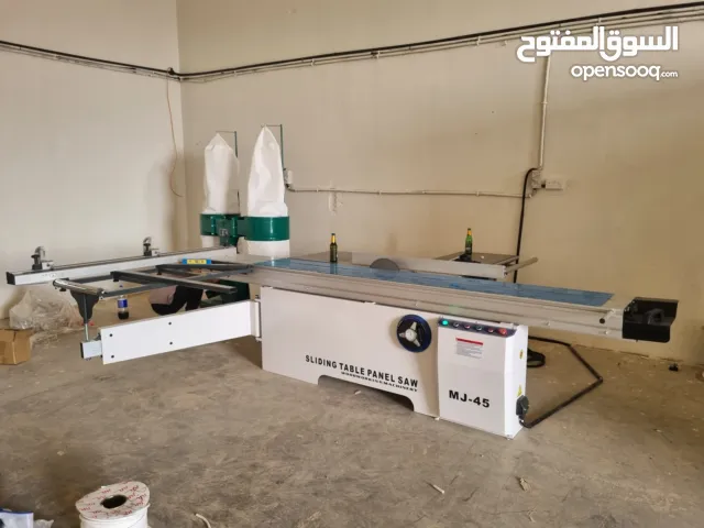 توب ماشينري الصينيه لتوريد ماكينات النجاره والليزر والطباعه واعمال LED SCREEN