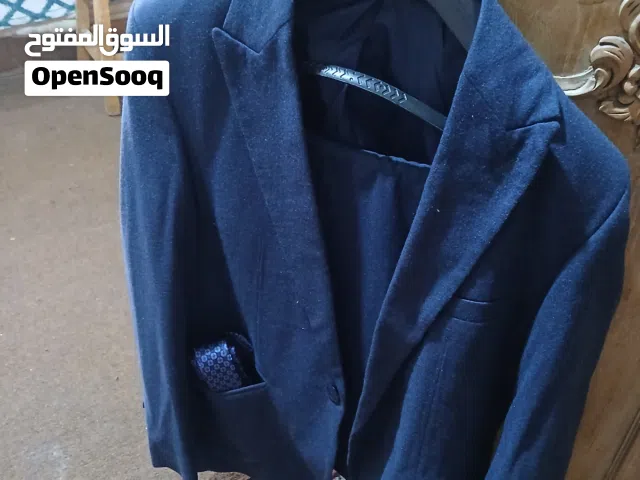 بدله كحلي مقاس 50 معه كرفت