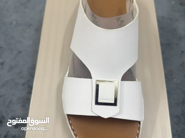 44 Casual Shoes in Buraimi