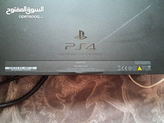 للبيع PS4 مستعمل تخزين 500gb + يده واحده