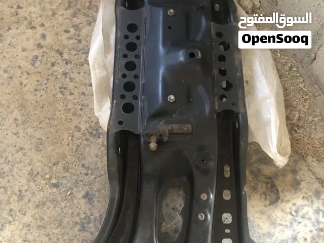 بعض قطع غيار كامري 15 / كروس بامبر/ مثبت بنفر خلفي يمين / فلين دبة / ليت دبه يسار سبرنج خلفي يسار