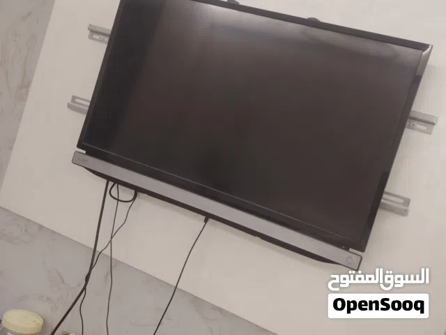 900 درهم مش مكسور ولا شي جديد وكاله