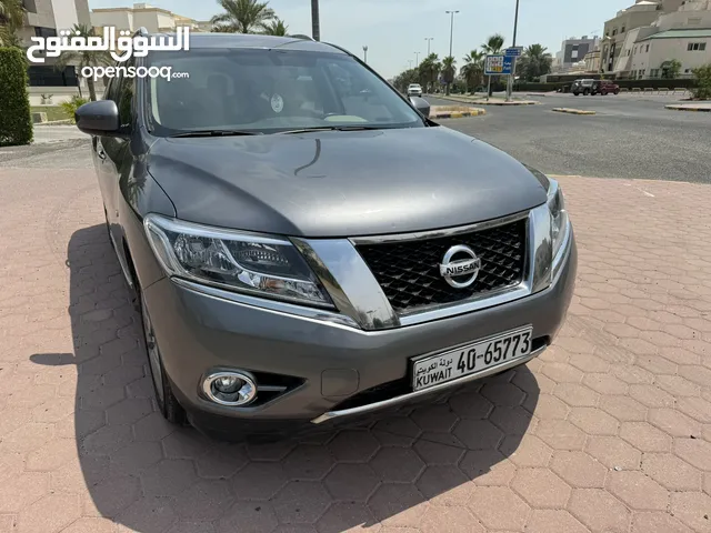 Used Nissan Pathfinder in Kuwait City