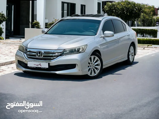 AED 910 PM  HONDA ACCORD LX 2015  AGENCY MAINTAIEND  FULL OPTION  GCC SPECS  WELL MAINTAINED