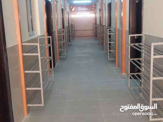 غرف عمال للإيجار