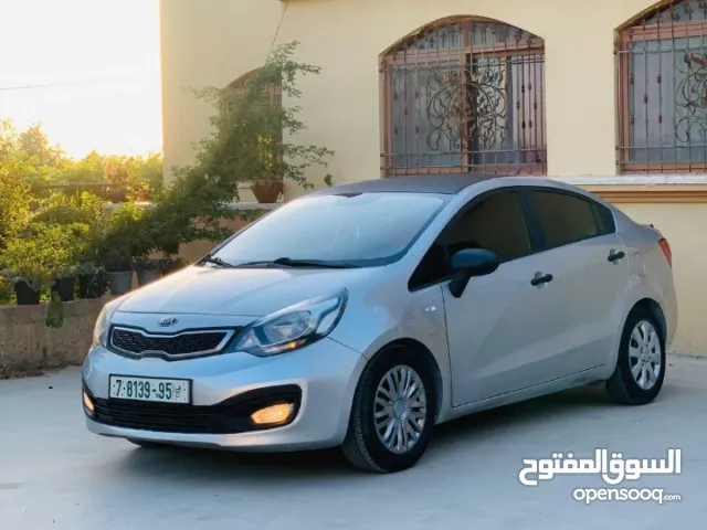 كيا برايد 2013اصل برايفت مطور 1400 بنزين  السيارة منفوضة بالكامل ولا ناقصها برغي  اقتصادية  اوتوماتك