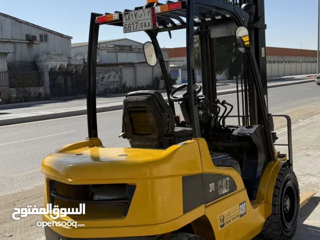 رافعة شوكية 3 طن ديزل ثلاث حركات للبيع