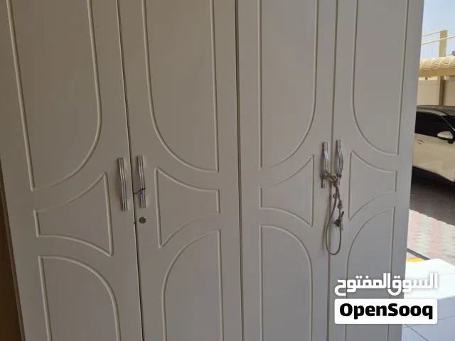 بيع خزانة ملابس