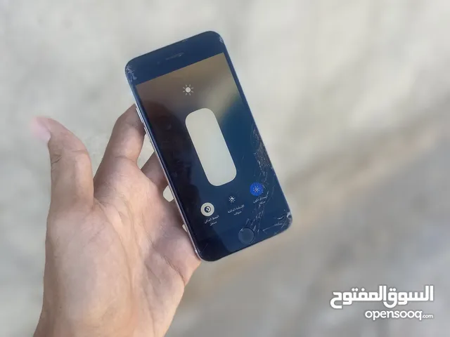 Apple iPhone SE 2 64 GB in Tripoli