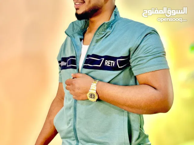 ملابس رجاليه موجود بعده الالوان وجميع القياسات موجوده موجود هواي موديلات والوان ويوجد توصيل