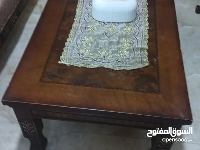 طقم كنب للبيع مستعمل بحاله جيدا