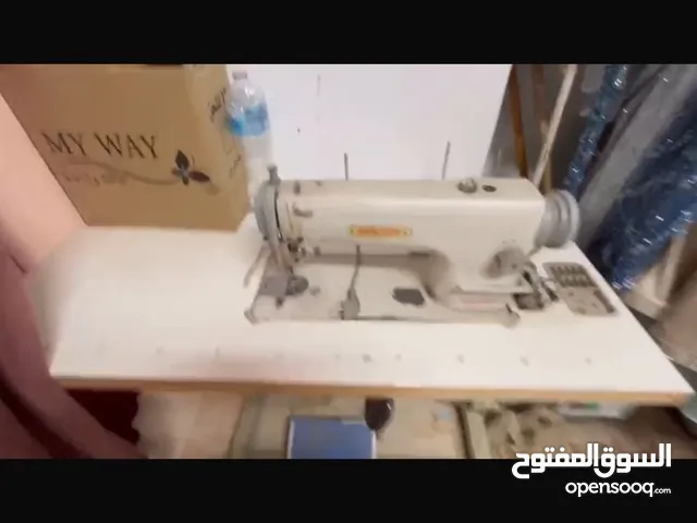 ماكينه خياطه سيرابا تعمل بكفاءة عالية المكان شبرا سبب البيع المكان صغير