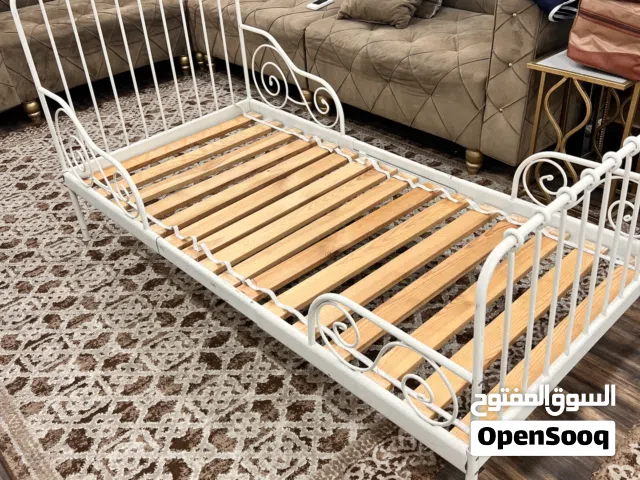 سرير ايكيا تحكم مقاس يصلح للجميع