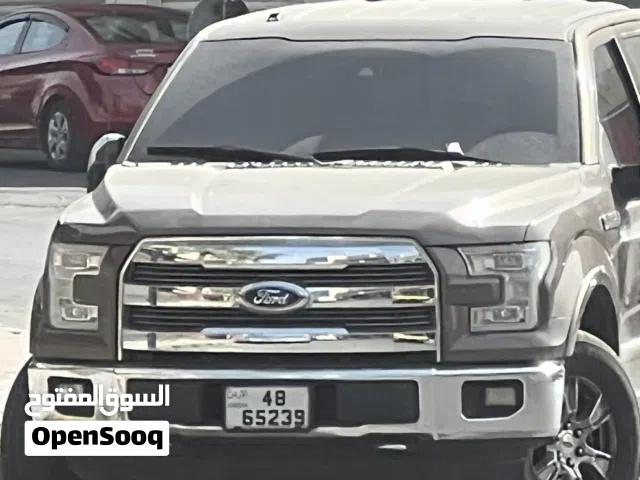 2015 فورد F-150 Lariat
