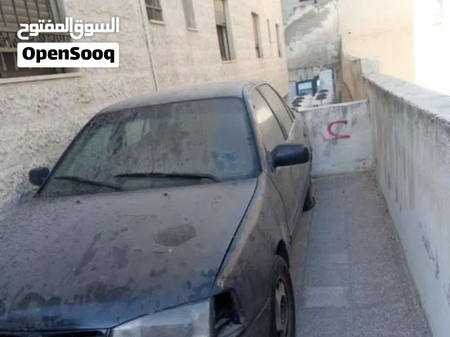 1992 هيونداي النترا Standard